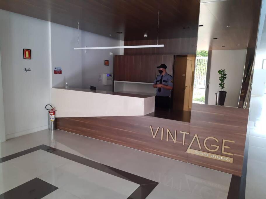 Апартаменти Vintage Master - Praca Encol Порту-Алегрі Екстер'єр фото